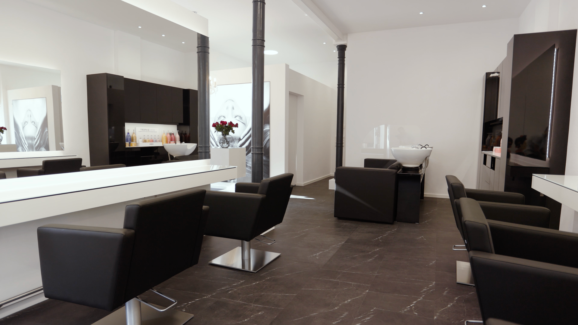 Innenraum des E|B Salons
